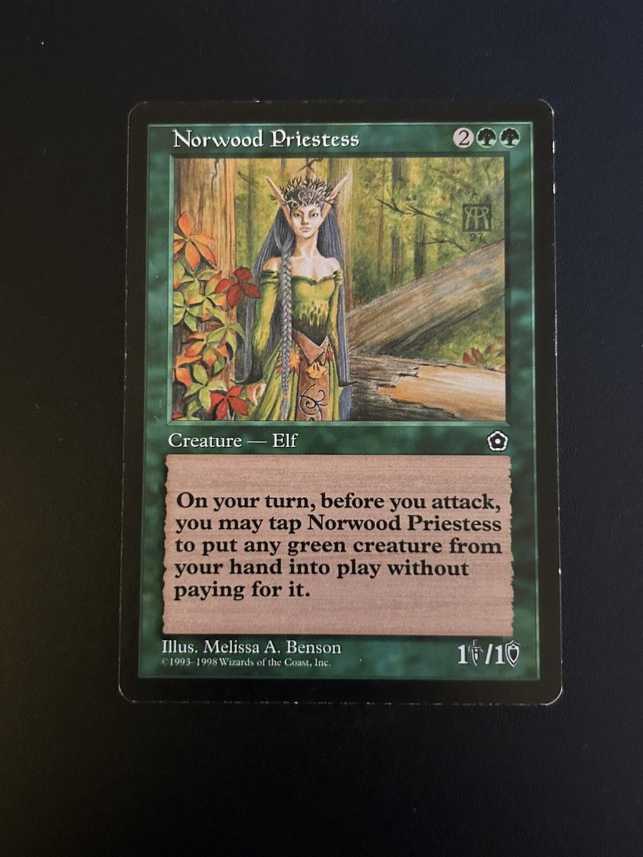 Norwood Priestess | MtG Magic Portal Second Age | English