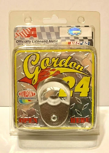 Jeff Gordon 2006 Action NASCAR Metal Bottle Opener Car Truck Hitch Cover NEW