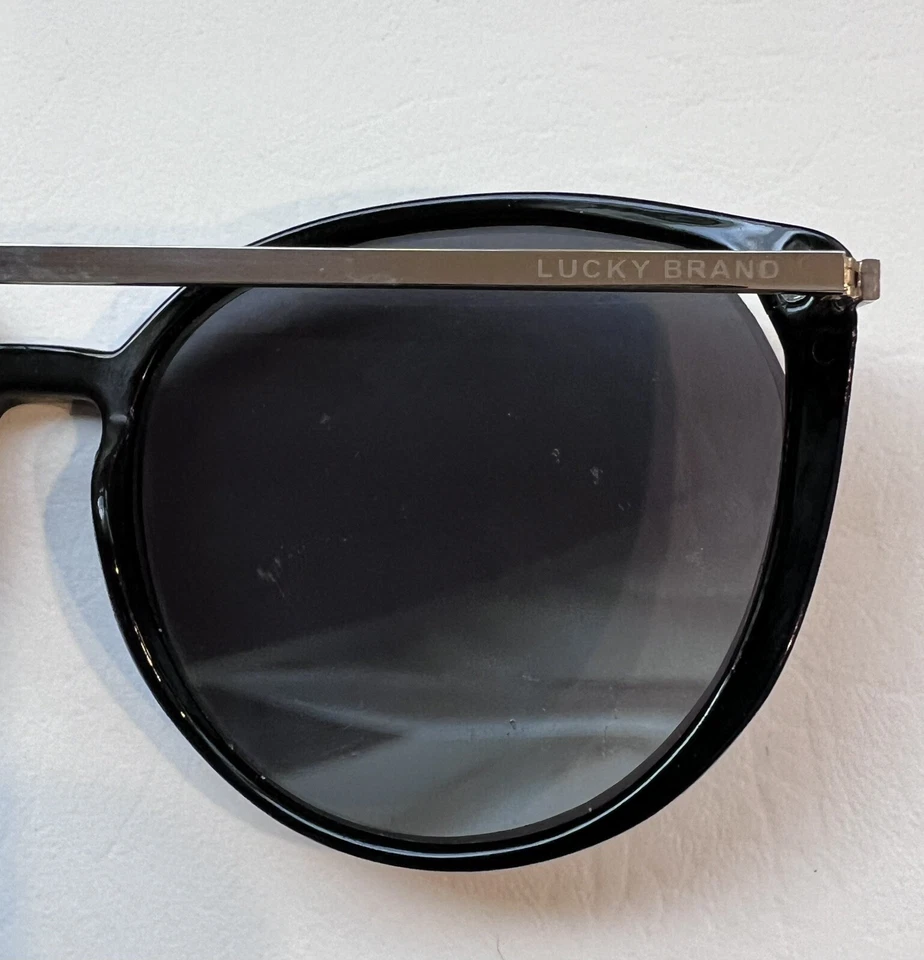 Lucky Brand SLBD121 Womens Sunglasses Black, Some Scratching On Lenses - Image 2 of 4