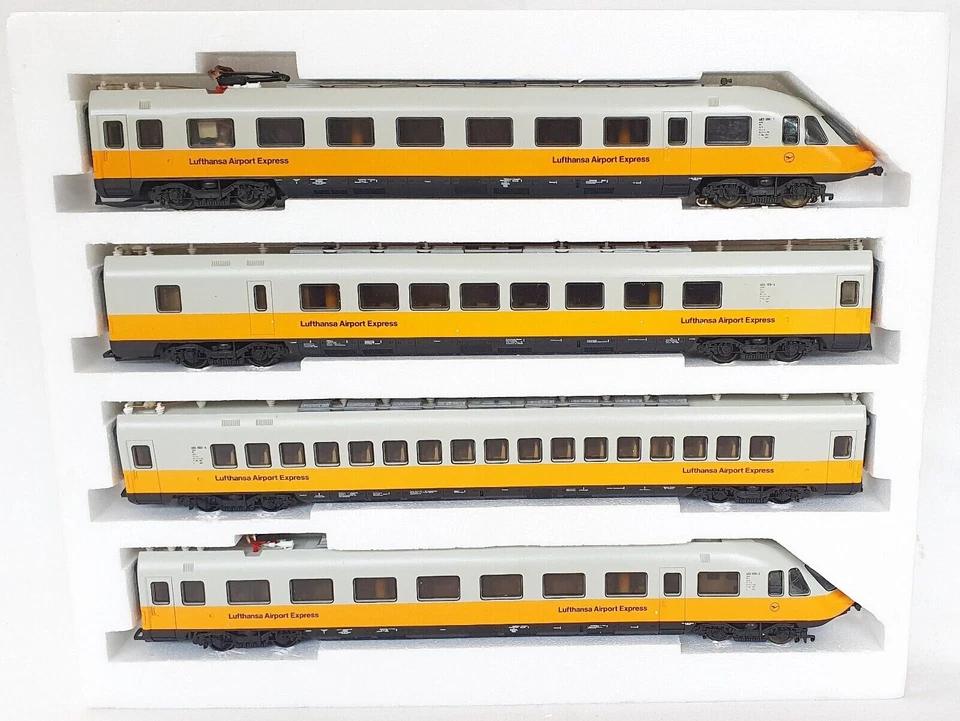 Lima Marklin AC HO DB Deutsche Bahn ET 403 "LUFTHANSA" ELECTRIC MULTIPLE UNIT MB - Image 2 of 4