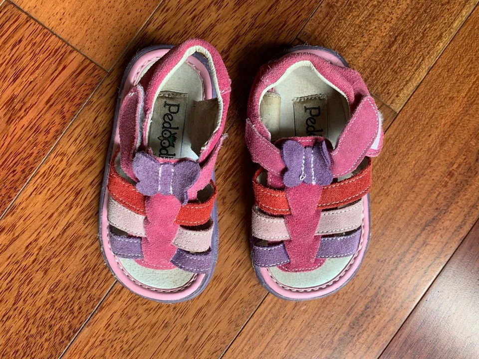 Sandalias Zapatos de Cuero Pedoodles 6 7 XL Corazón Mariposa Gamuza Púrpura San Valentín Foto 3 de 4