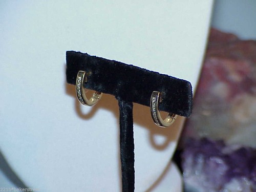 14k .25ct Diamond Hoop Huggies Earrings Yellow Gold 3.6 Grams Vintage Sparkles - Picture 3 of 5
