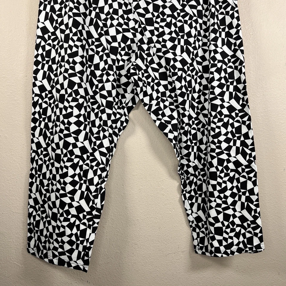 NUEVO CAPRIS GEOMÉTRICO SIN LÍMITES NEGRO BLANCO XL MUJER 19 JUNIORS 90s Y2k�� Foto 4 de 4