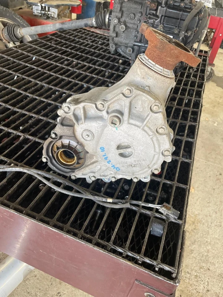 13 FORD EXPLORER 3.5l W/o Turbo; W/o Oil Cooler Transfer Case Foto 3 de 4