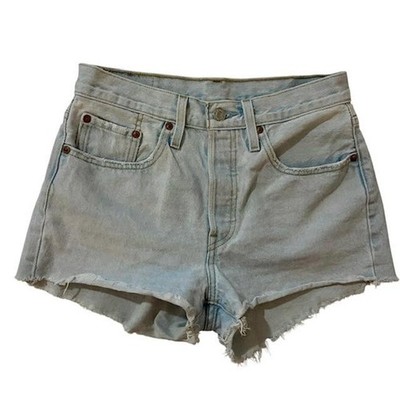 LEVI 501 WOMEN'S DENIM DISTRESSED HEM SHORTS SIZE 26