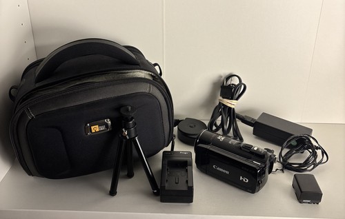 Canon VIXIA HF20 HD 1080p 32GB Flash Digital Camcorder-Black w/extras - Works