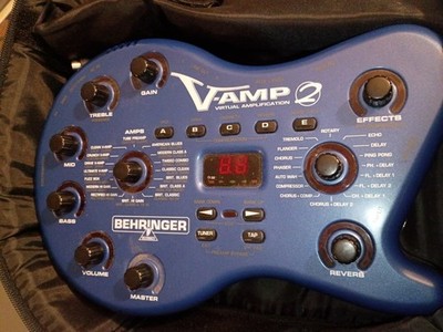 Behringer V-AMP 2 Guitar Amp Modeling Multi Effects Processor w/ Bag PSU