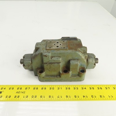 Mannesmann Rexroth 4WEH22RB74/6EW110N Hydraulic Directional Control Valve