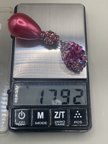 PENDIENTES COLGANTES VINTAGE AÑOS 80 FIRMADOS H. WEISZ tono dorado rosa pedrería leer - Imagen 8 de 8
