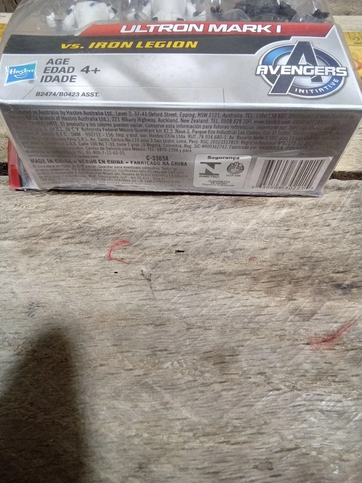 Marvel Avengers Age of Ultron Iron Legion vs. Ultron Mark 1 Foto 3 de 3