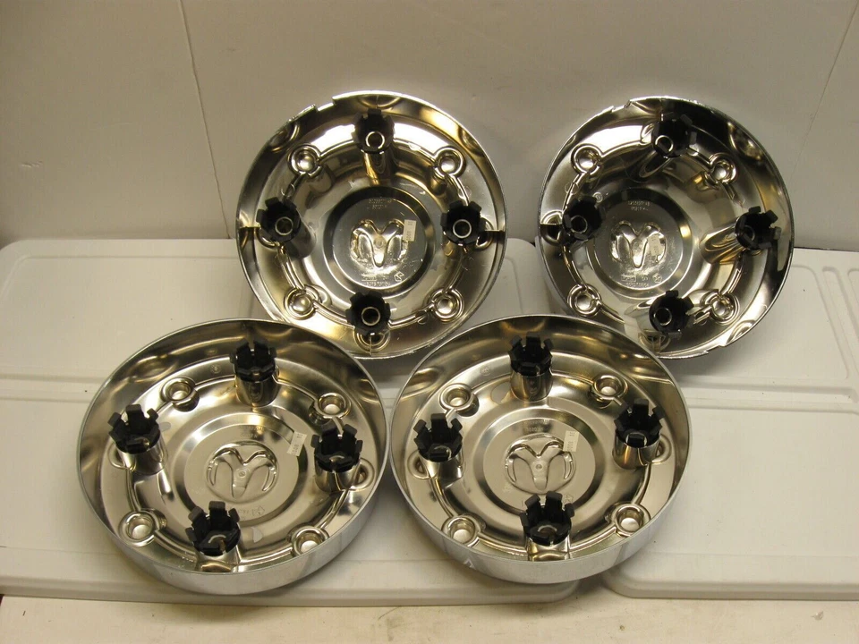 Juego de 4 cubiertas de tapacubos de rueda de camioneta Dodge de la década de 1990 NOS 52038272AB OEM - D3 Foto 3 de 4