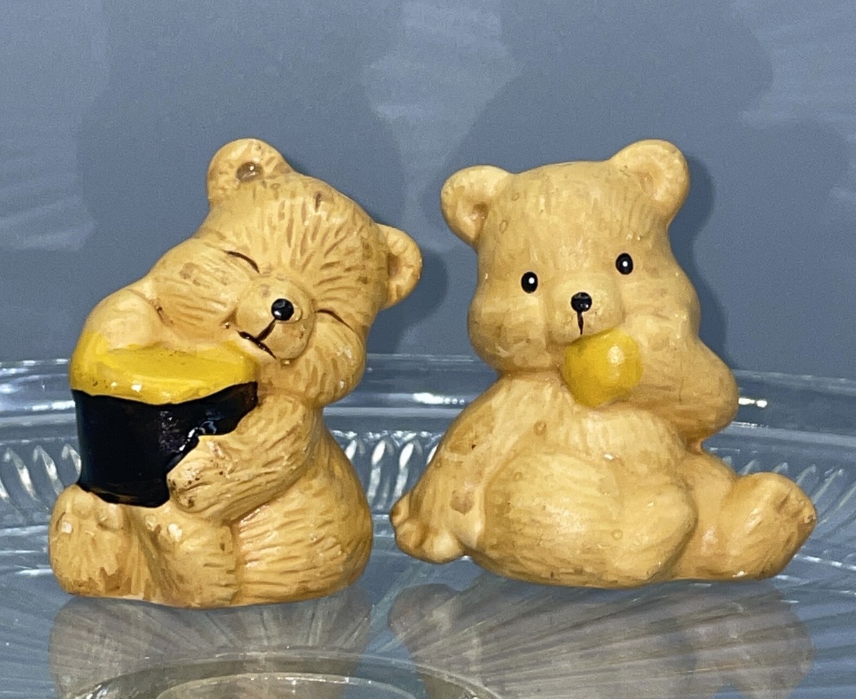 VTG Salt Pepper Shakers Honey Bears Eating Pot in style of 1980s