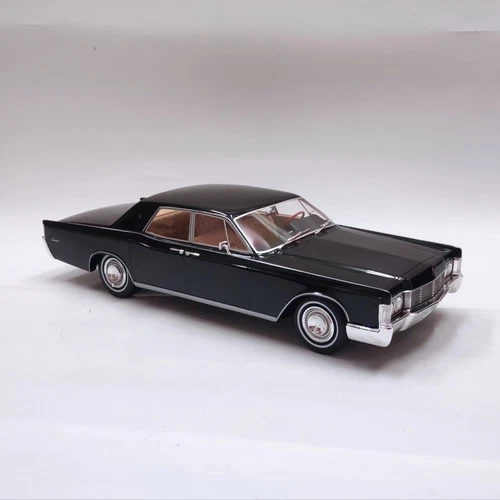 BOS modello 1/18 LINCOLN CONTINENTAL BERLINA 1968 nero 001 - Foto 2 di 8