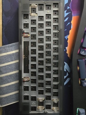 Qwertykeys Qk60 Mechanical Keyboard With Kbdfans Purpolch Keycaps
