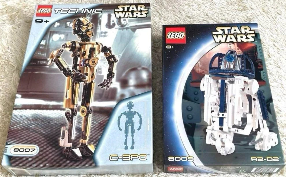 C-3PO Star Wars LEGO Complete Sets (R) R2-D2 LEGO Set Name & Kits