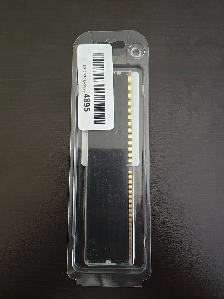 Crucial 16GB (1x16GB) DDR5-4800 UDIMM Desktop Memory (CT16G48C40U5) - NEW - Image 2 of 2