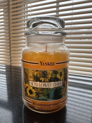 Retired Yankee Candle '' SUNFLOWER DAYS'' 22 oz Large Jar NEW Black Band Candle