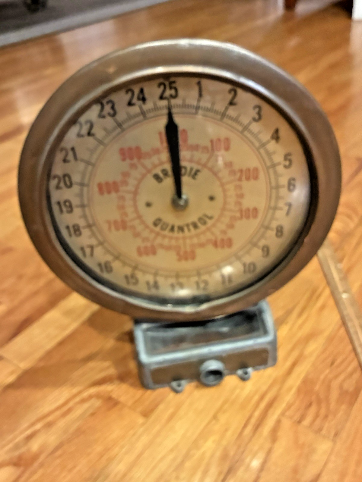 Vintage BRODIE QUANTROL Ralph Brodie Co. Gas Pump Meter Dial Face ...