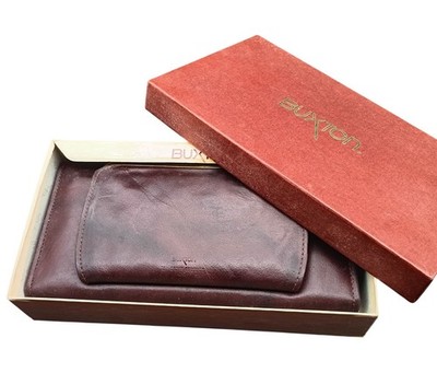 Buxton Vintage Leather Wallet with Built-In Calculator New in Original Box