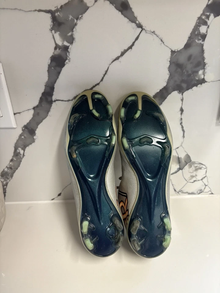 Nike Mercurial Superfly V CR7 FG Cool Grey EE. UU. 8,5 - Usado Foto 4 de 4