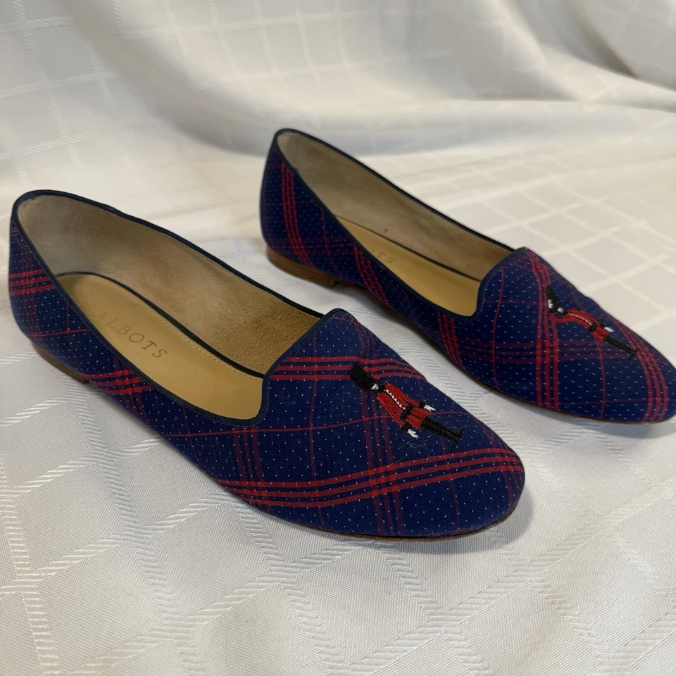 Talbots Mujer Pisos, Azul Marino Y Rojo Cuadros Con Guardias Británicos Bordados, 7M Foto 3 de 4