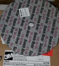 3M Scotch-Brite EXL 8” x 1/2” x 3/4” Deburring Finishing Polishing Wheel 2S Fine