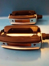 Lowrider 9/16" Bow/Krate Style Bike Pedals