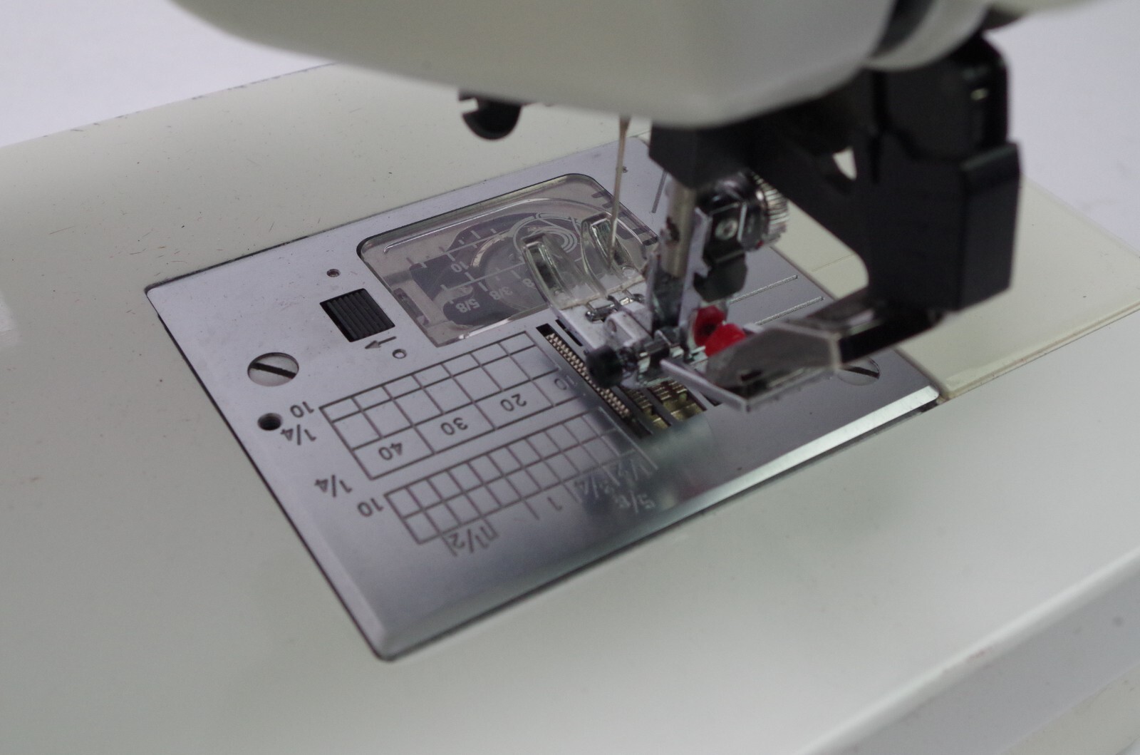 Elna 7300 Pro Quilting Queen Sewing and Quilting Machine eBay