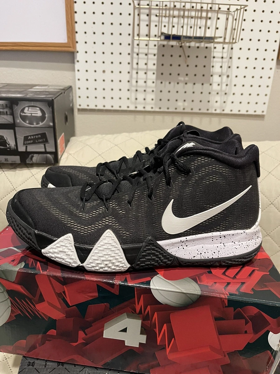 Nike kyrie 4 oreo sale
