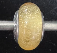 Pandora Disney Belle Signature Color Glow in the Dark Murano 791643