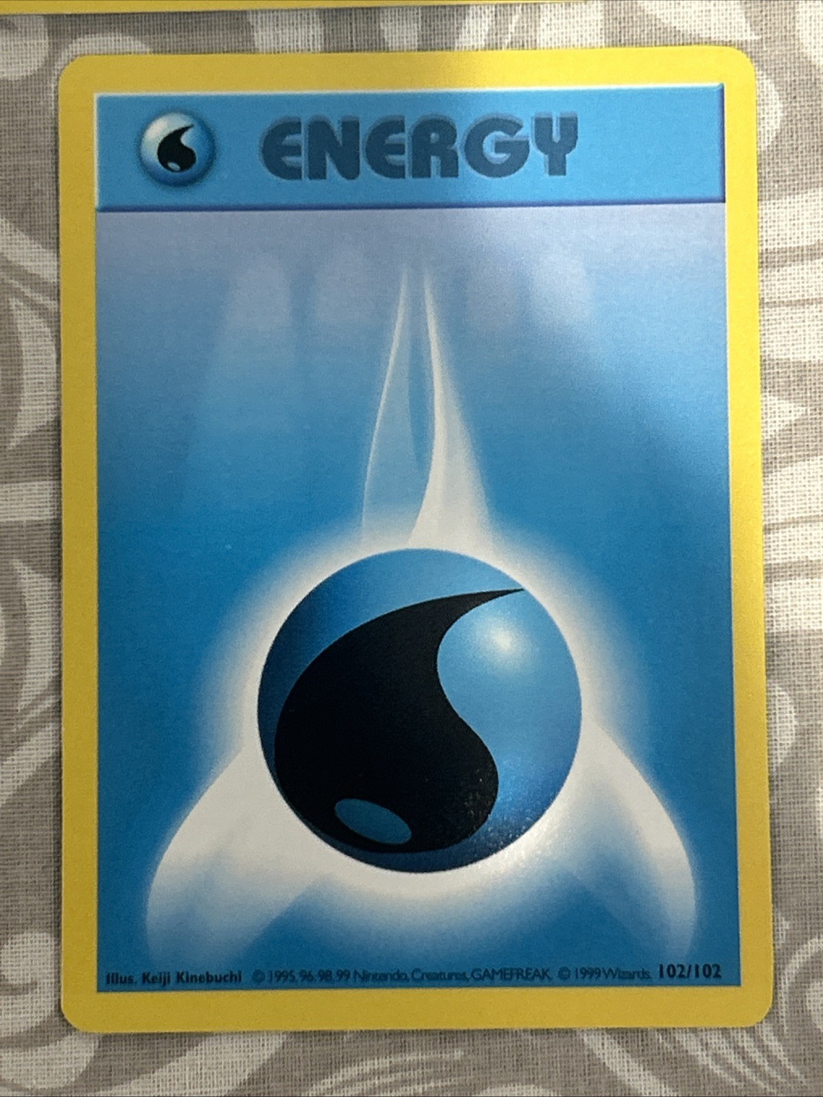 Water Energy 102/102 Shadowless Base Set Pokemon Card Vintage WOTC 1 Card
