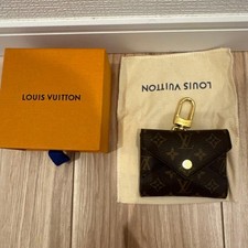 LOUIS VUITTON Monogram Pochette Cle