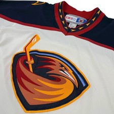 Vintage CCM Atlanta Thrashers NHL Hockey Home Jersey White/Blue Adult Small