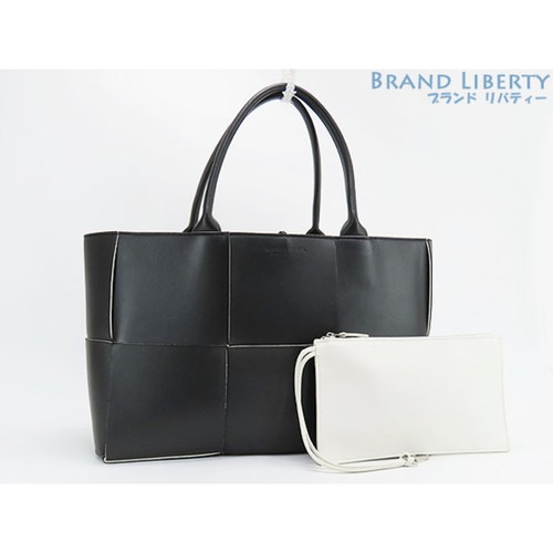 Bottega Veneta The Arco Tote Medium Intrecciato Used LIBR-0
