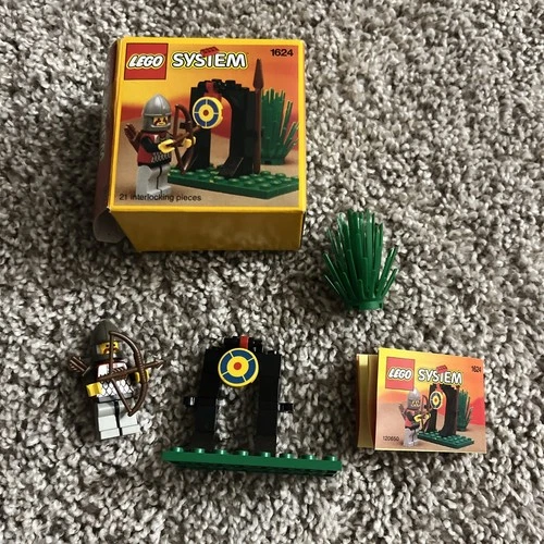 New Listinglego 1624-1 King's Archer of the Black Knights Castle Complete 1993 MISSIN SPEAR