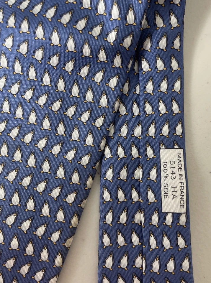 Corbata Hermes 100% Auténtica Seda Modelo 5143 HA Pingüinos Marchando Hecha en Francia Foto 4 de 4