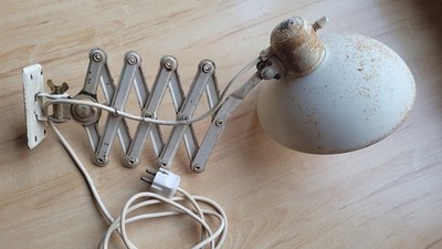 Kaiser Idell 6718 Leuchte / Scherenlampe / Wandlampe / Werkstattlampe