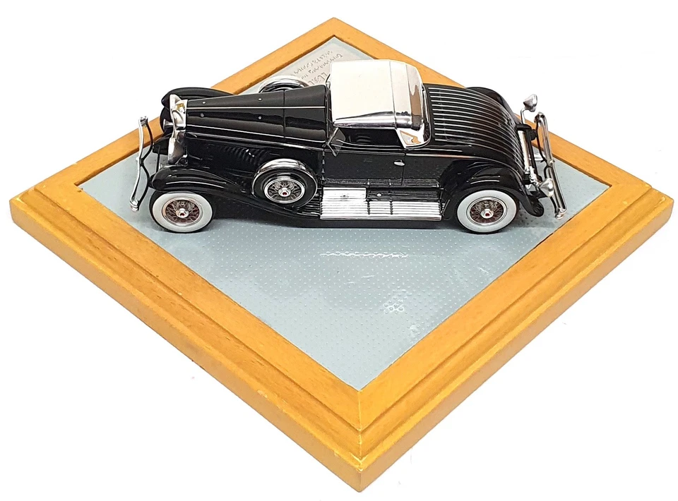 Ilario 1/43 Scale IL43076 - 1931 Duesenberg Model J Murphy Coupe Whittell LWB — 第 4/4 张图片