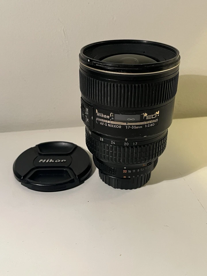 Lente zoom gran angular Nikon AF-S NIKKOR 17-35 mm f/2,8D IF-ED - Pro Full Frame FX Foto 4 de 4