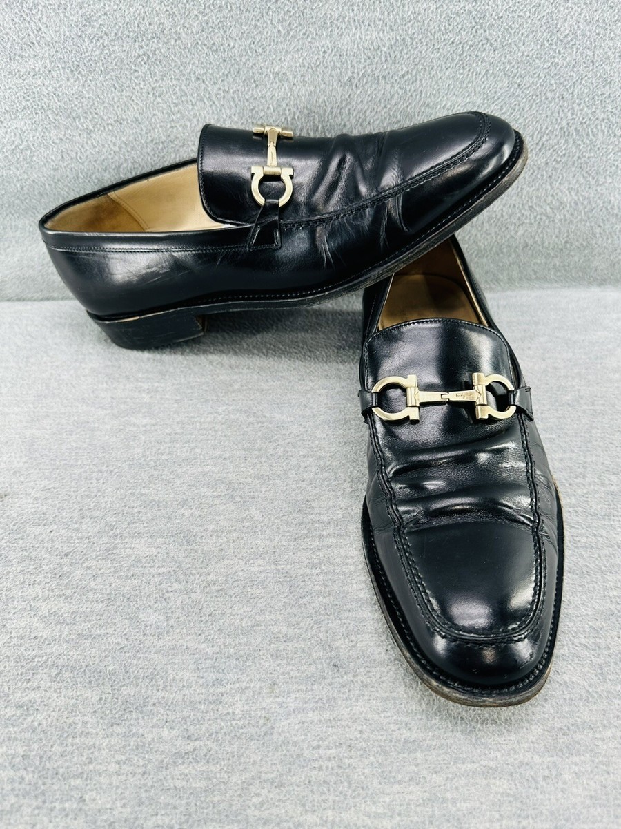 Salvatore Ferragamo men Classic Horsebit style.
High quality Italian craftsman. $_12.JPG?set_id=880000500F main image 2