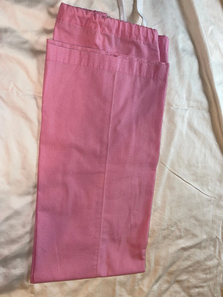 **URBANE NURSE SCRUB    BOTTOM ONLY!      women's/girls  XS   PINK - Image 4 of 4