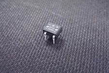 Lot of 25 DF10M-E3/45 Vishay Bridge Rectifier 1kV 1A Single Phase 4-DIP DFM NOS