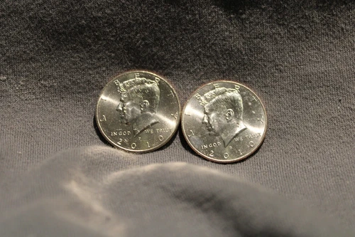 2010  P & D  KENNEDY HALF DOLLARS  AU/BU   (2-COIN SET) 50 CENT PIECES