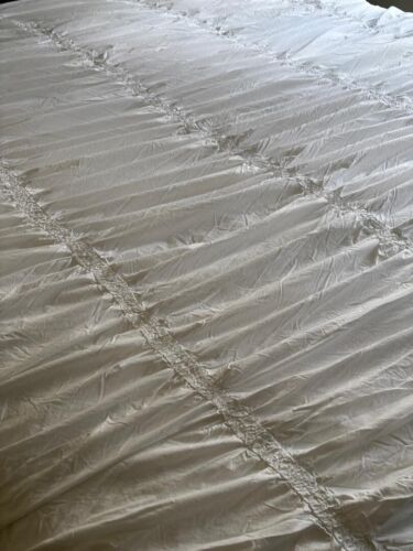 SIMPLY SHABBY CHIC FULL/QUEEN WHITE RUCHED SMOCKED RUFFLED DUVET #430