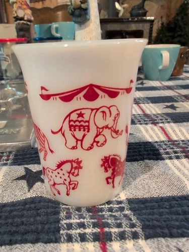 VTG Hazel Atlas Red Circus Animals/Tent Tumbler 7 Oz White And Red Milk Glass