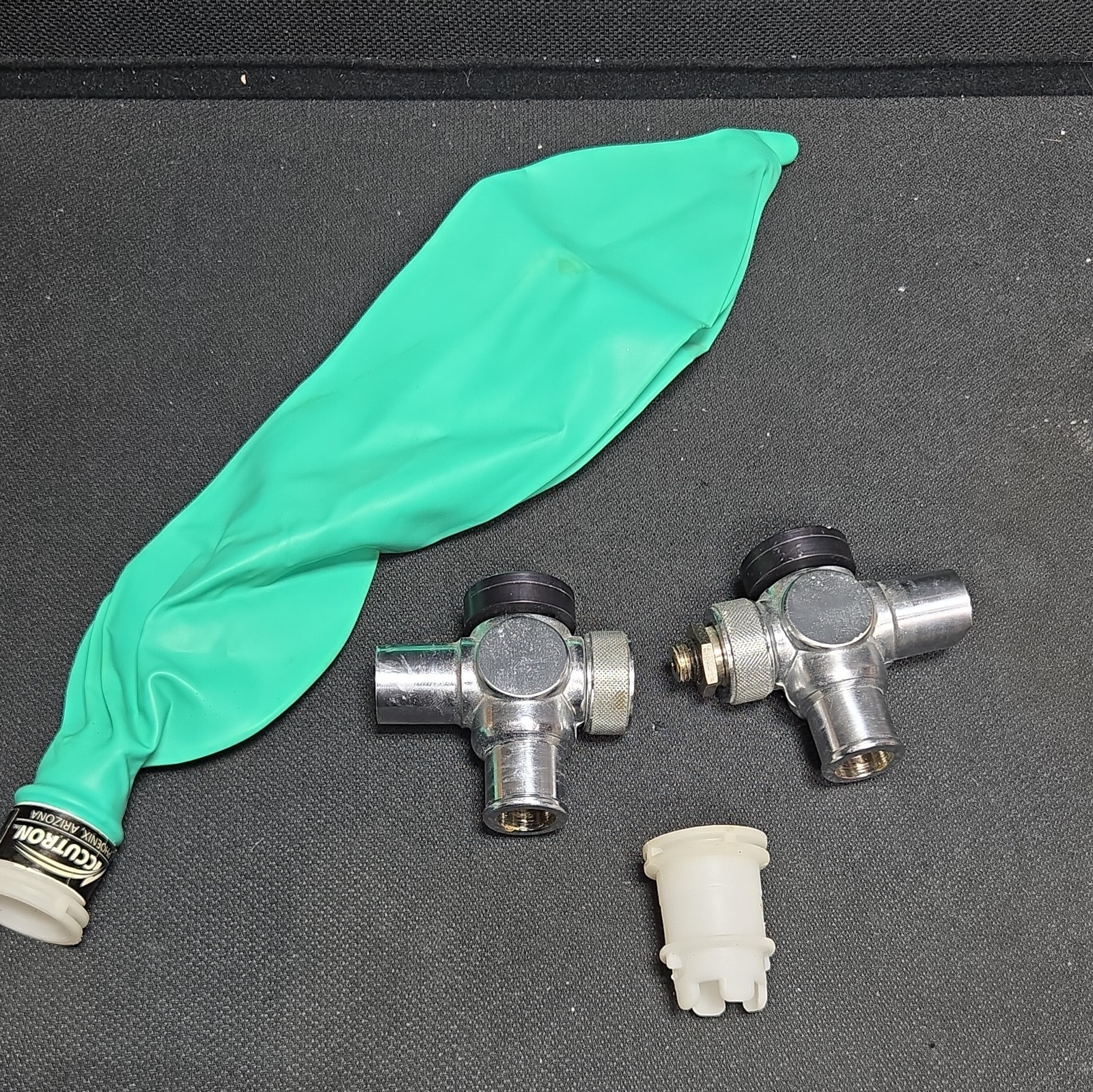 Lot Of 2 Dental Oral Surgery Nitrous Oxygen Threaded Bag T And Bag JB75