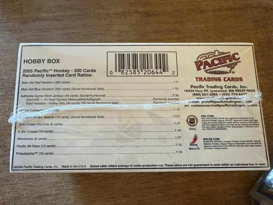 2004-05 04/05 Pacific Hockey NHL Hockey Factory Sealed Hobby Box - Image 3 of 3