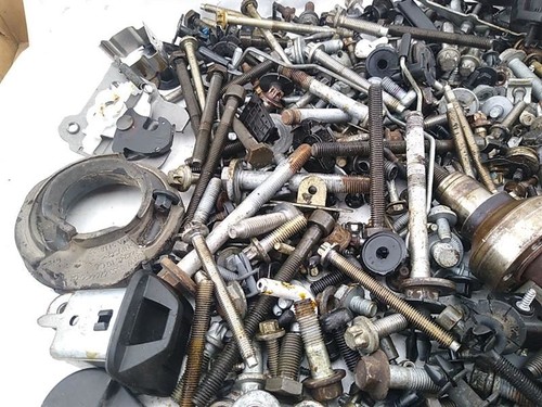 BMW 328i E90 Sedan Miscellaneous Disassembly Nuts Bolts & Hardware 2007-2012 - Picture 5 of 12