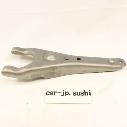 TOYOTA Genuine COROLLA CP AE86 5-Speed M/T Clutch Release Fork KIT 31204-20080 - Picture 11 of 15