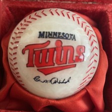 Minnesota Twins MLB Onyx Gemstone Baseball Ball Carl Pohlad w/ Box